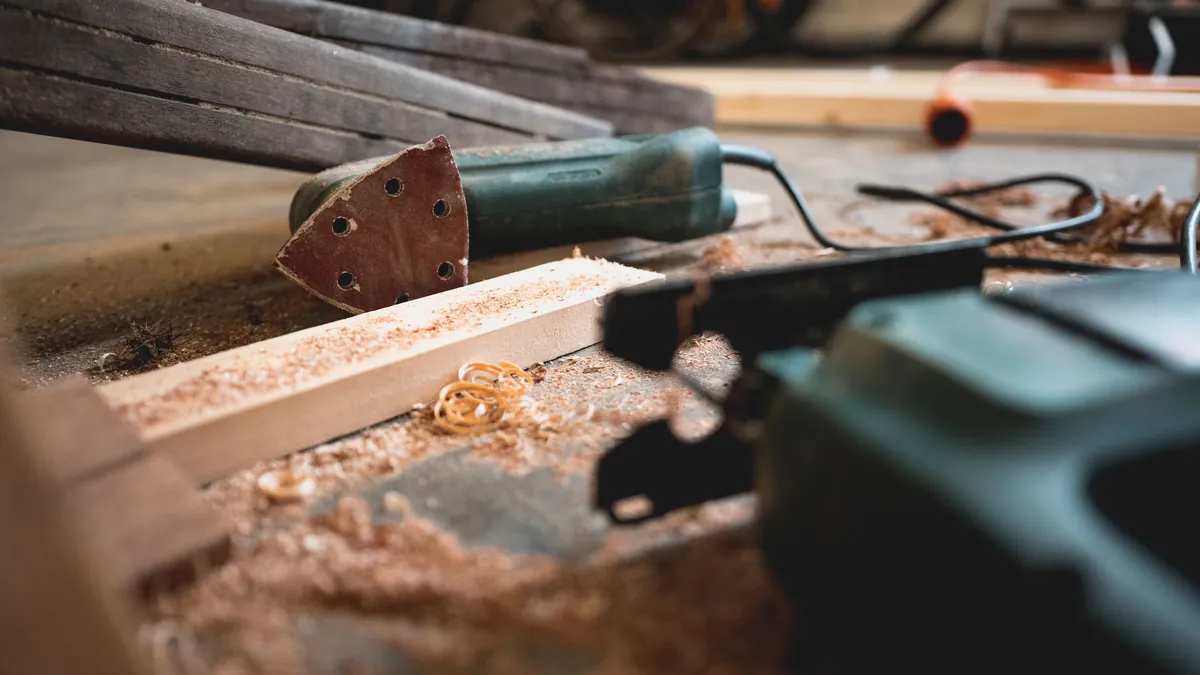 Holzwerkstatt planen und einrichten: Ausstattung für Heimwerker